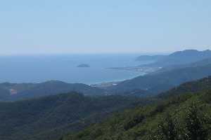 Xtrallusion offers characteristic Bed and Breakfast, B&B, Guest House, Hotel, Albergo and Country Lodge accommodation in Italy. Plus independent self-guided Walking, Adventure, Activity, Skiing and Paragliding Holiday itineraries on the Italian Rivieras, in the Italian Lakes, in the Italian Alps and in some of the most beautiful corners of Italy.